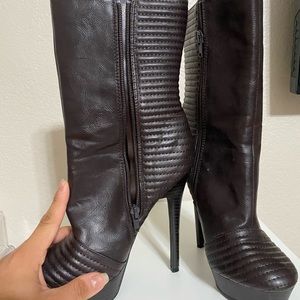 Brown over the ankle high-heeled boots